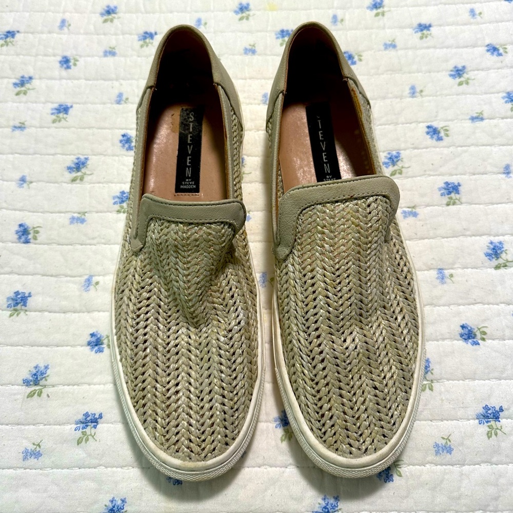 Women's Steven by Steve Madden Slip On Sneakers Woven Size 7.5